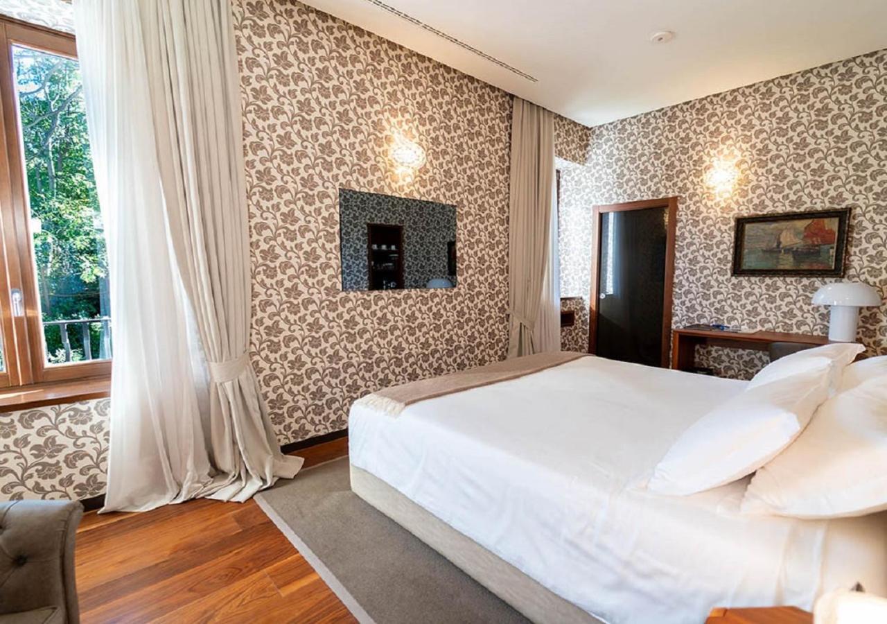 Villa Lario Resort Mandello Манделло-дель-Ларио Экстерьер фото