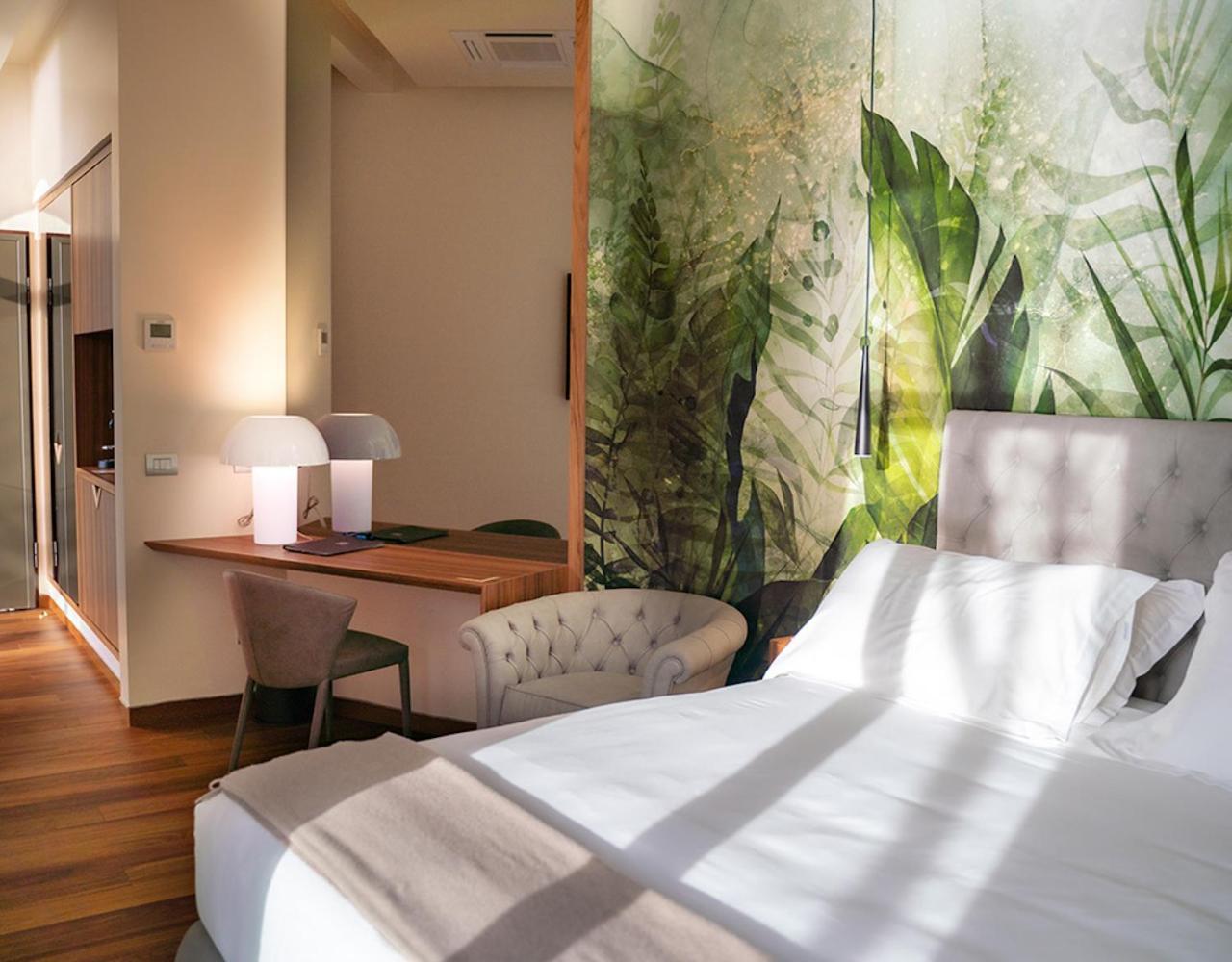 Villa Lario Resort Mandello Манделло-дель-Ларио Экстерьер фото